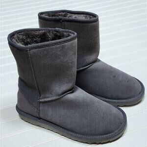 UGG Women's Classic Short II Boots